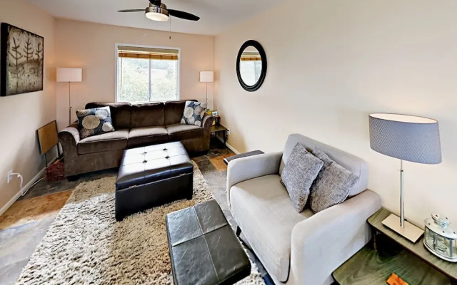 photo 3 of 457 NW 57th St Home 2 Bedrooms 2 Bathrooms Home