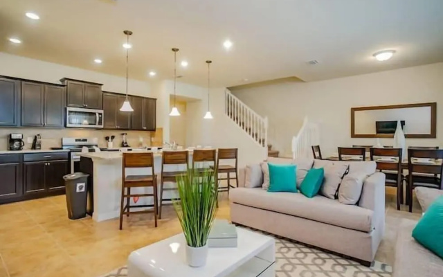 photo 2 of 4606 TD - 5BR Townhome Marvel: Private Pool