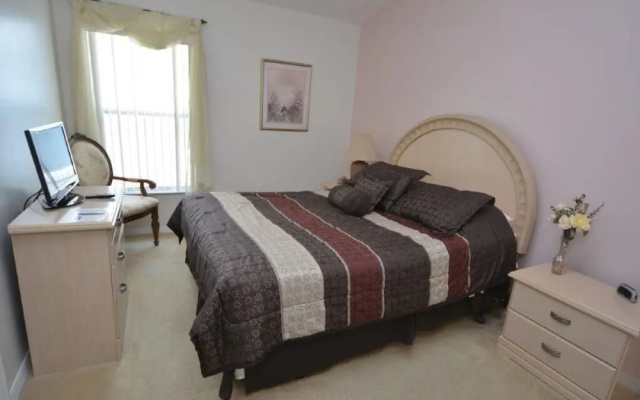 photo 2 of 4662 4-bed Disney Area Home W/games Room/spa