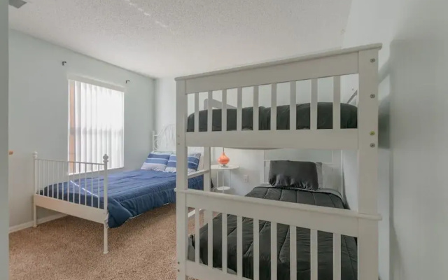 photo 4 of 4749 Ormond Beach 4 Bedroom Home