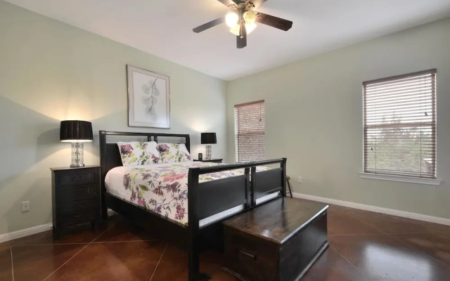 photo 4 of 4BR 3BA Dripping Springs Stargazers Paradise by RedAwning