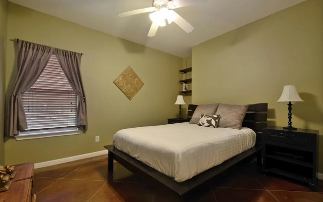 photo 5 of 4BR 3BA Dripping Springs Stargazers Paradise by RedAwning
