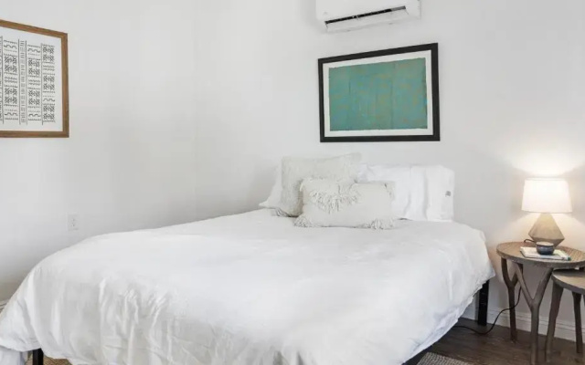 photo 5 of 4BR Bungalow in Echo Park