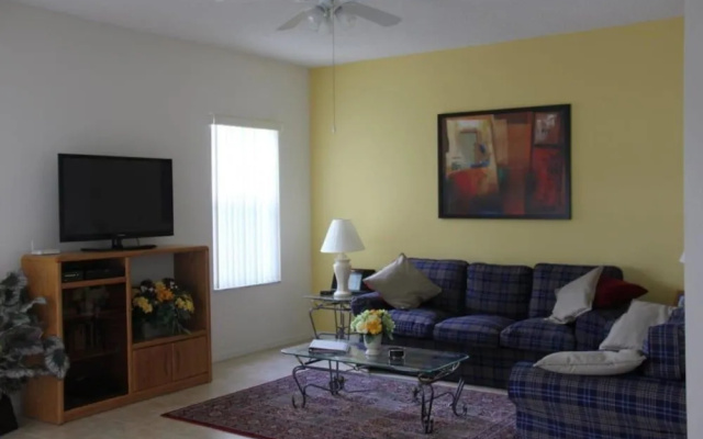 photo 4 of 4BR Cresent Lakes Pool Home by FVM
