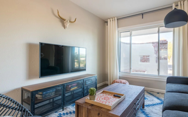 photo 2 of 4BR Remodeled Classic near Old Town by WanderJaunt