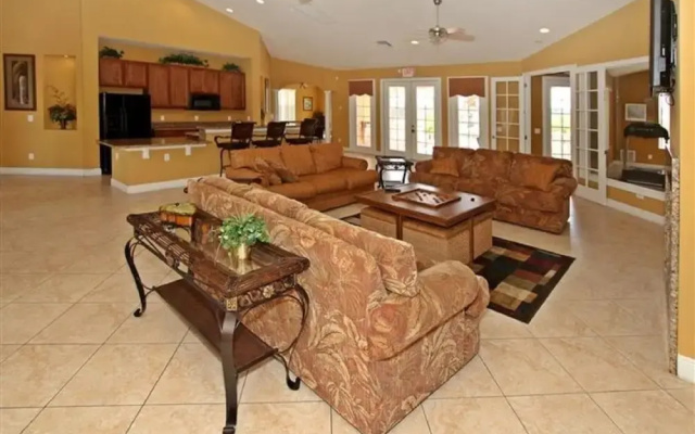 photo 2 of 4CCS47RR23 4BR Vacation Home Near Disney by RedAwning