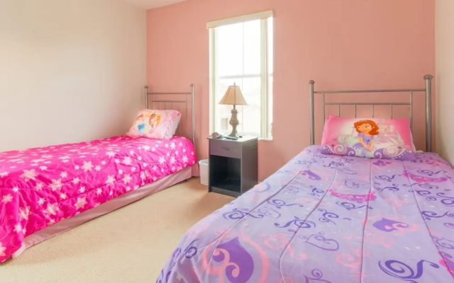 photo 4 of 5 Bed 388