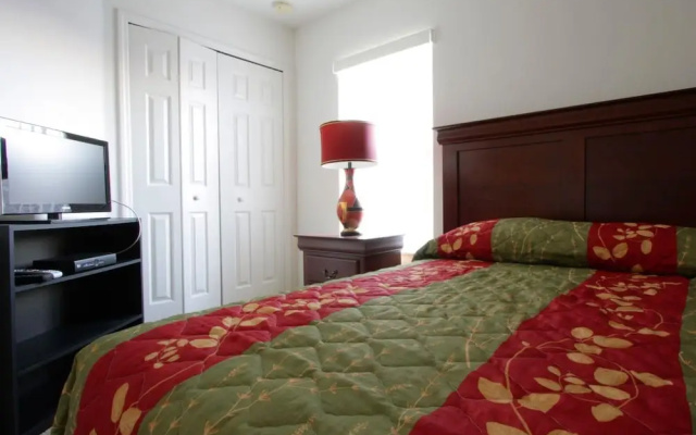 photo 4 of 5 Bed 4720
