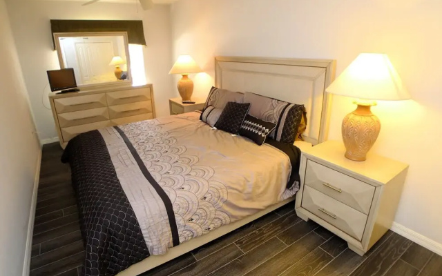 photo 5 of 5 Bed Resort Home In Gated Community 188