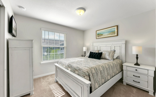 photo 5 of 5 Bedrooms - 4,5 Bathrooms - Solterra 7436 Ol