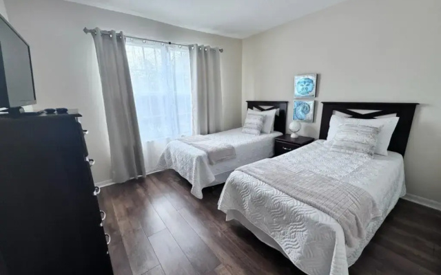photo 5 of 5 BR/3.5B Lake View, Pool, close to Disney : CL45, Kissimmee, US