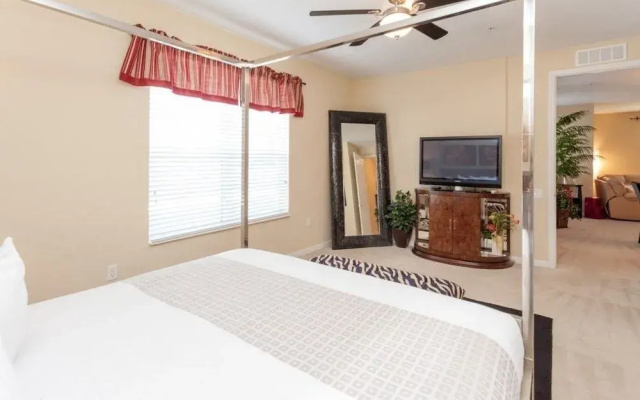 photo 4 of 5024 Shoreway Loop #103 - 3 Br condo by RedAwning