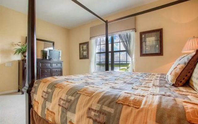photo 3 of 5036 Shoreway Loop #304
