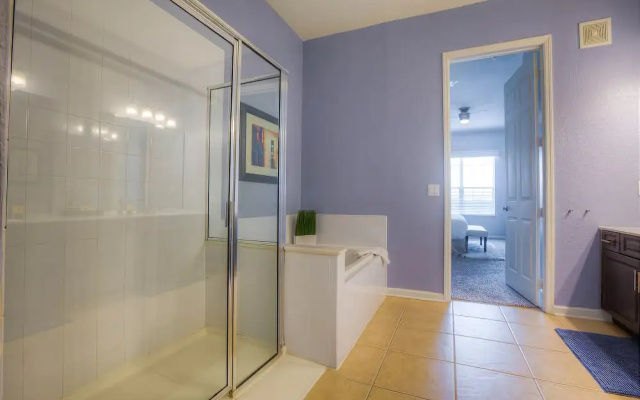 photo 3 of 5048 Shoreway Loop #402,
