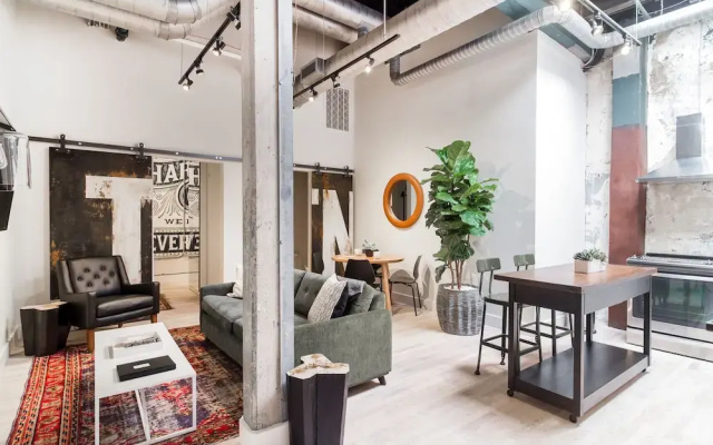 photo 2 of 506 Lofts - Anchor Rentals