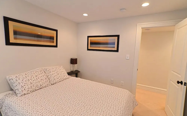 photo 3 of 511 East Capitol Apartment #1036 - 2 Br Apts