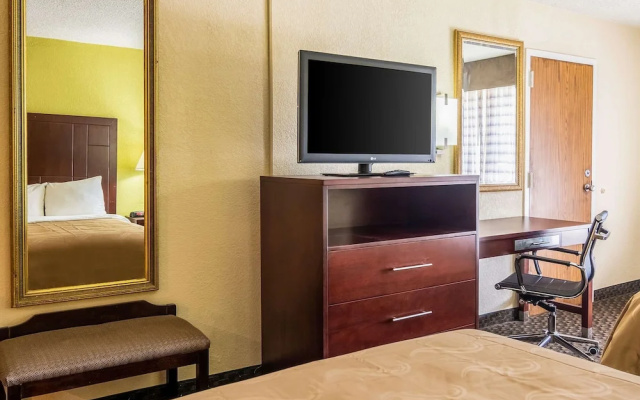 photo 5 of Quality Inn Central