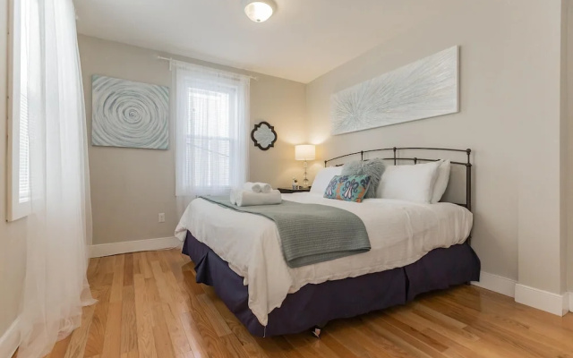 photo 5 of 523 S 18th