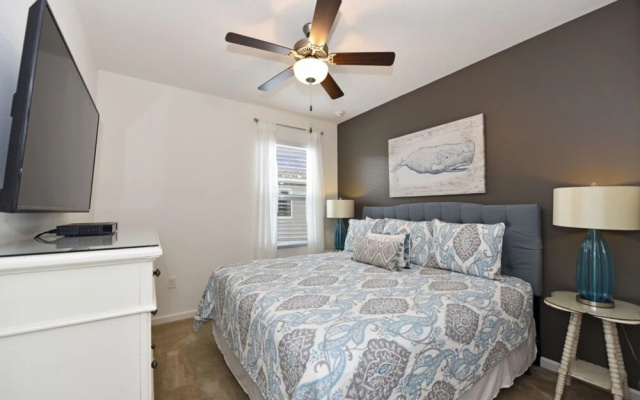 photo 4 of 5248 Oakbourne Ave