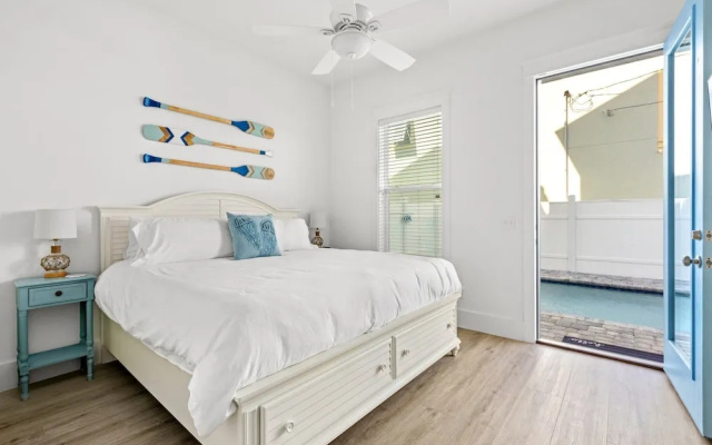 photo 4 of Spectacular 3br 4ba w/ Private Pool, 2 Min Walk to Beach - Sleeps 15!