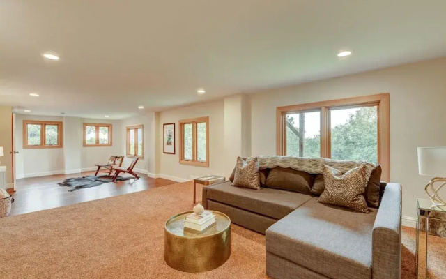 photo 5 of 583 Montecito Napa Home 3 Bedrooms 2 Bathrooms Home by Redawning