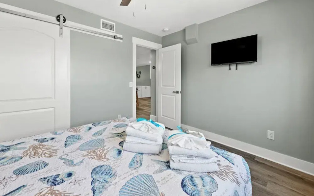 photo 5 of Welcome to Dolphin Fun A! Brand NEW Duplex! Walk to the Beach!