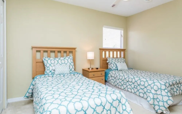 photo 5 of 5BR Pool Home in Watersong by SHV-190
