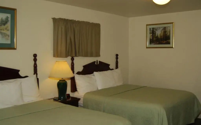 photo 3 of 5th Street Inn