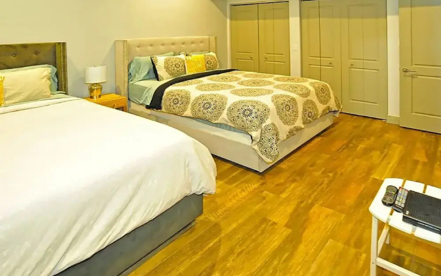 photo 3 of 6 Bedroom Homes in Miami by TMG