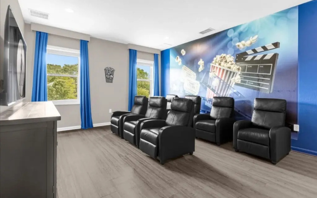 photo 3 of 6 Bedrooms / 5 Bathrooms / Solterra (5220 OA), Davenport, US