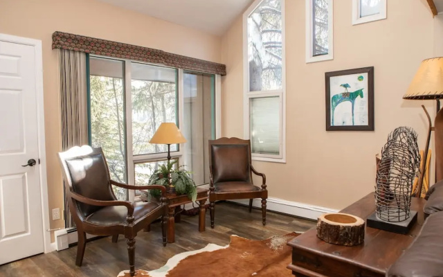 photo 5 of 6 Chamonix Lane 2 Bedroom  Townhouse by RedAwning