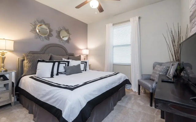 photo 4 of 9 Bed Villa with Game Room, Pool & Spa