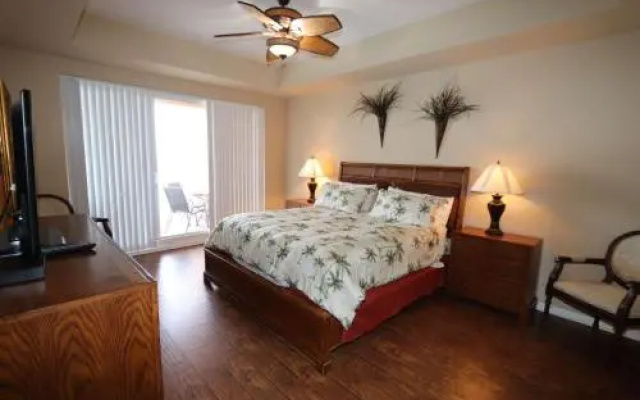 photo 4 of 603 Harborview Grande