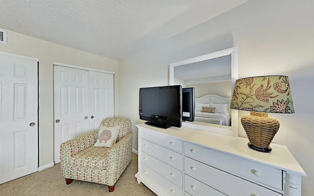 photo 3 of 607ocean 2 Bedroom Condo