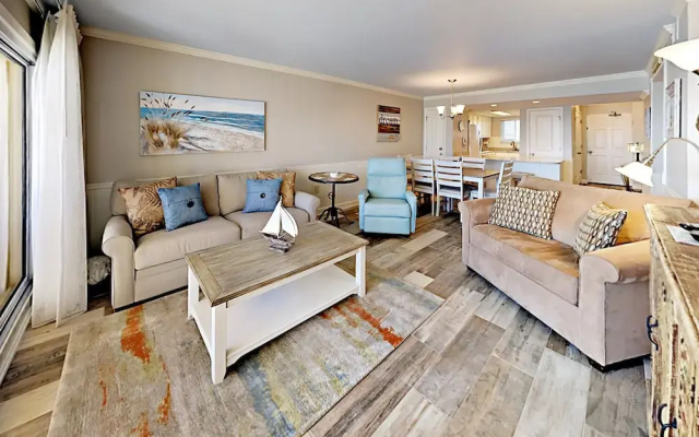 photo 4 of 615 W Beach Blvd Condo Unit 3G