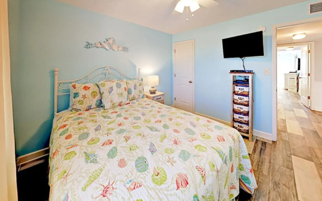 photo 5 of 615 W Beach Blvd Condo Unit 3G
