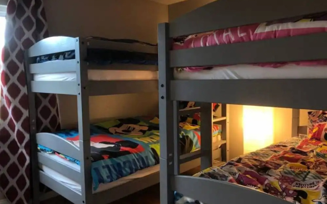 photo 4 of 6150 Sandcrest · New! Walk to Universal. Sleep 9. Near Disney