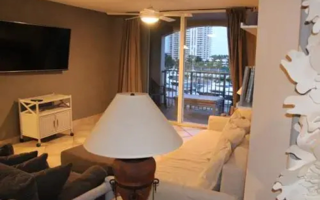 photo 2 of 6-608 Amazing Penthouse Water View with 2 Suites