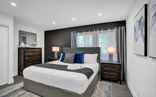 photo 3 of 6BR Oasis with Heated Pool & Gameroom