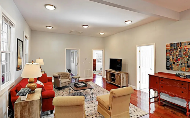photo 2 of 7 3rd Street Home 2 Bedrooms 2 Bathrooms Home