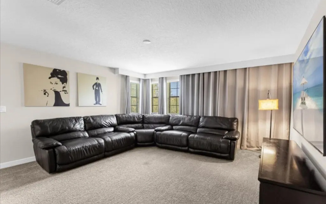photo 5 of 7 Bedrooms / 5 Bathrooms / Champions Gate (1532 MV), Davenport, US