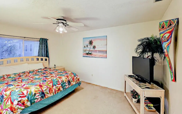photo 4 of 700 Gulf Blvd Townhouse #17 - 2 Br townhouse by RedAwning