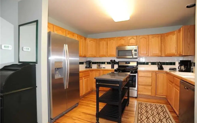 photo 4 of 72 Clubhouse Rd Private Home with Hot Tub