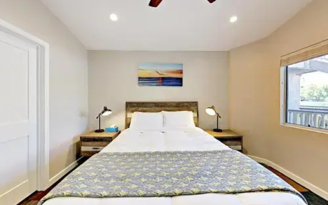 photo 4 of 72 Corniche Condo #F - 2 Br condo by RedAwning