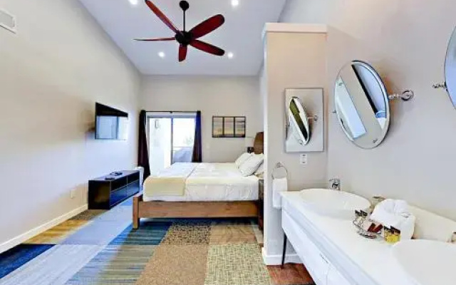 photo 5 of 72 Corniche Condo #F - 2 Br condo by RedAwning