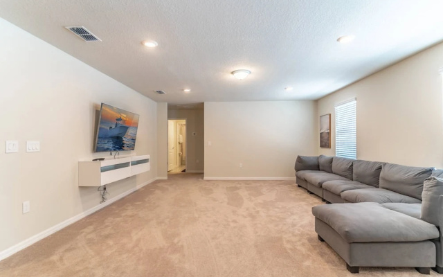 photo 5 of 7407 Solterra