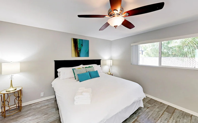 photo 4 of 7419 E Belleview Home 4 Bedrooms 2 Bathrooms Home
