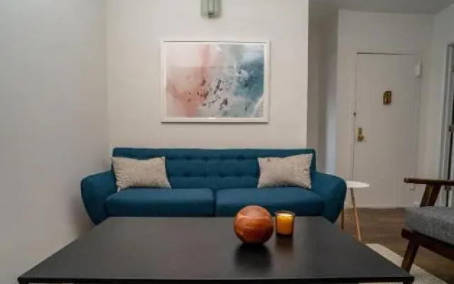 photo 2 of 7th Ave 30 Day Stays