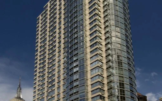 photo 2 of 800 Sixth Apartments