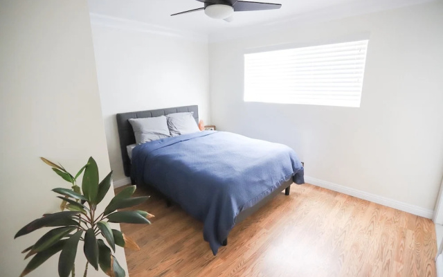 photo 5 of 806 Encinitas - 3 Br Home